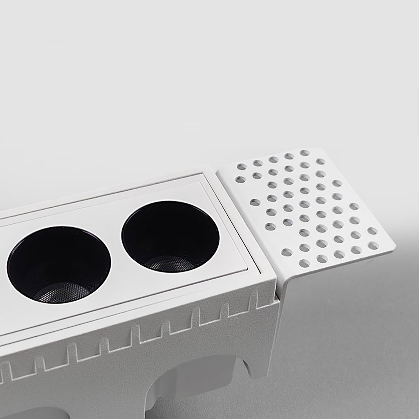 Ningbo Foroureyes Electric Co LED spotlight with double black grid Grid Downlight in white casing