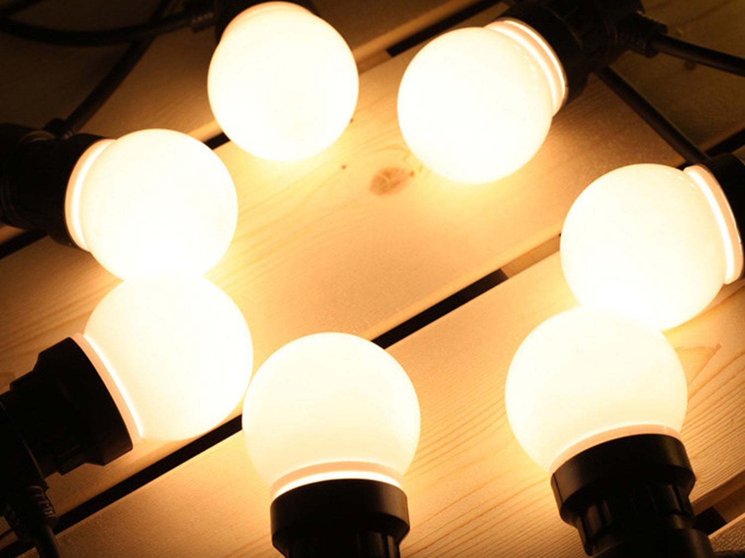warm white G50 Bulb