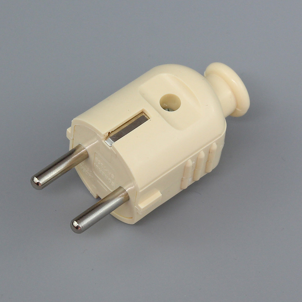 Yellow Housing German Power Plug 250V 16A Re-connectable EU Standard Plug 2P+E Detachable Assembly Electrical Connector