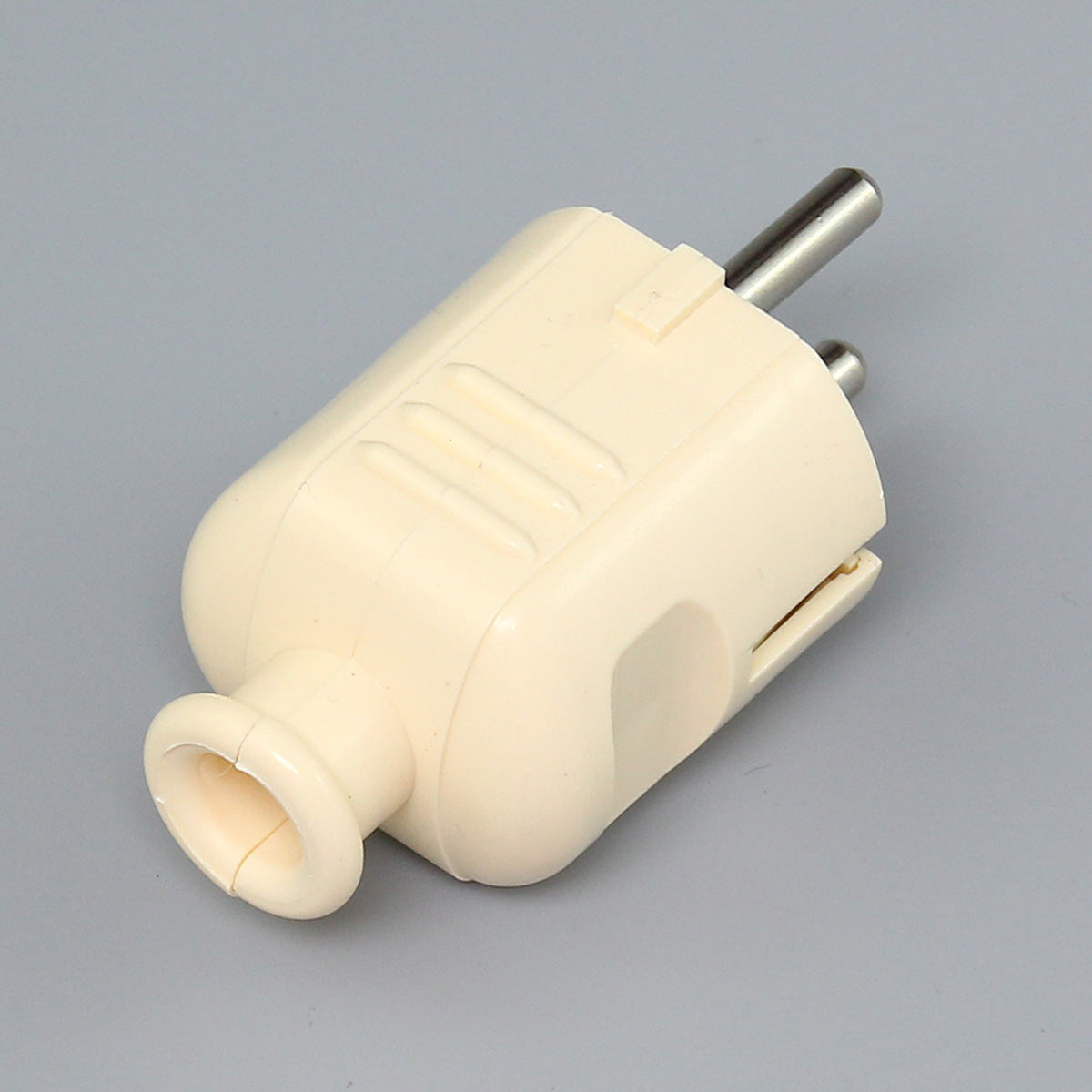 Yellow Housing German Power Plug 250V 16A Re-connectable EU Standard Plug 2P+E Detachable Assembly Electrical Connector